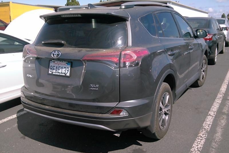 2017 Toyota RAV4 AWD XLE