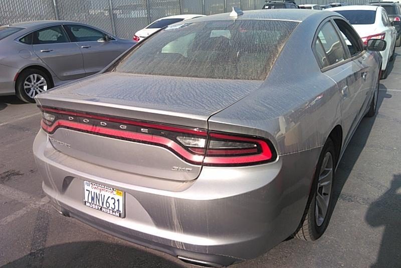 2017 Dodge CHARGER 4X2 V6 SXT