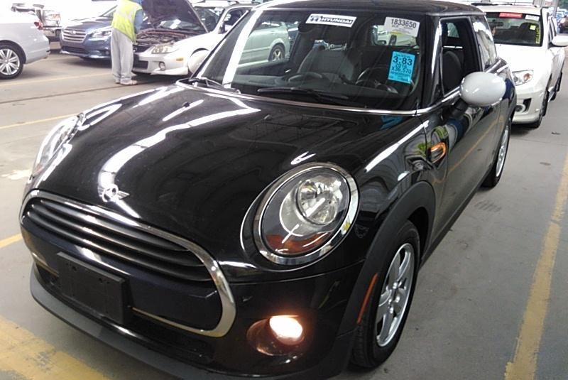 2016 MINI COOPER 3C