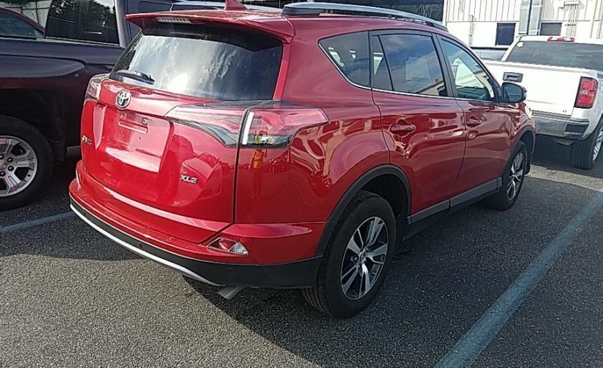 2017 Toyota RAV4 FWD XLE