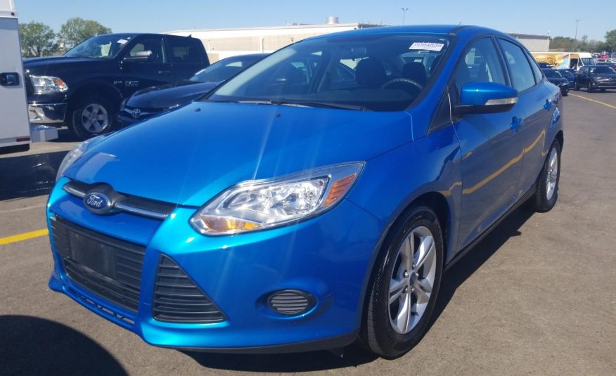 2014 Ford FOCUS SE