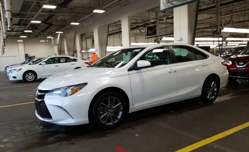 2017 Toyota CAMRY 4C SE