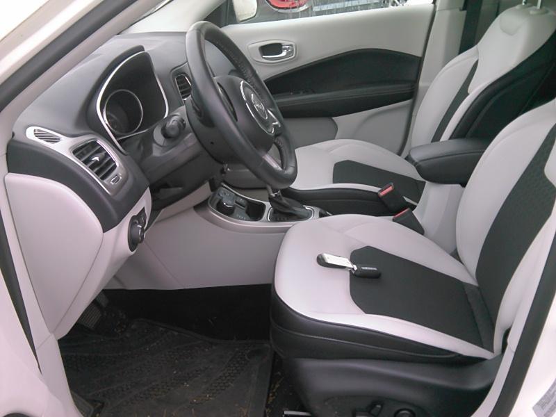 2017 Jeep COMPASS 4X4 4C LATITUDE