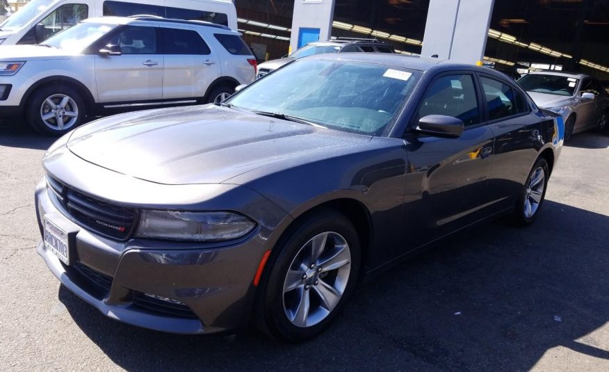 2018 Dodge CHARGER 4X2 V6 SXT PLUS