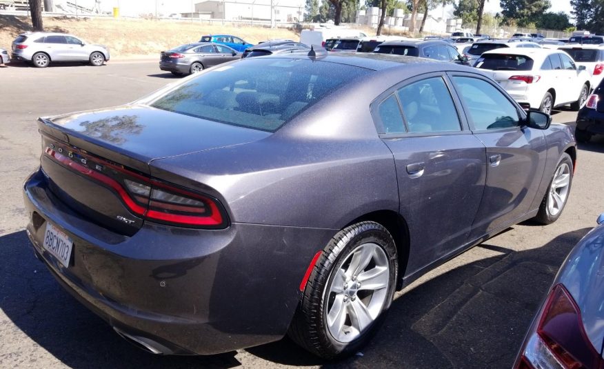 2018 Dodge CHARGER 4X2 V6 SXT PLUS