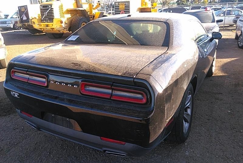 2016 Dodge CHALLENGER V6 SXT