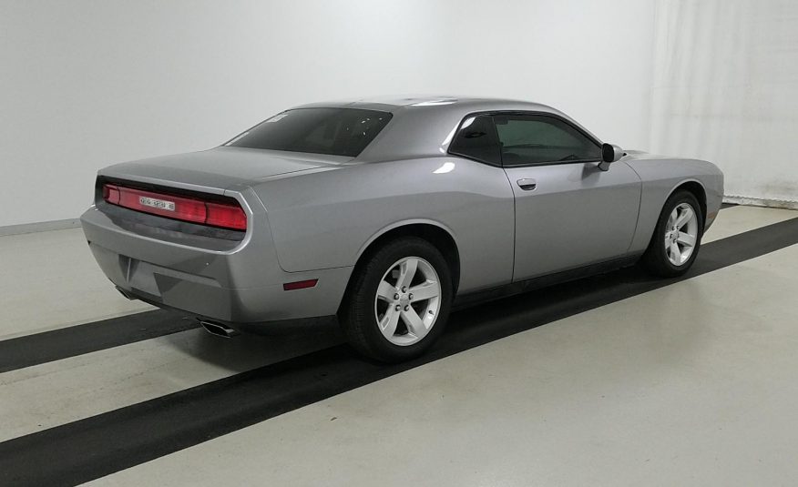 2014 Dodge CHALLENGER V6 SXT