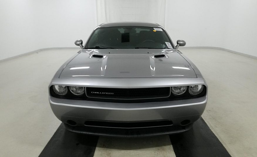 2014 Dodge CHALLENGER V6 SXT