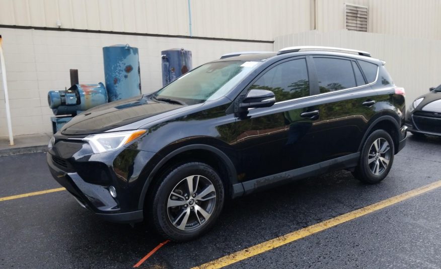 2017 Toyota RAV4 FWD XLE