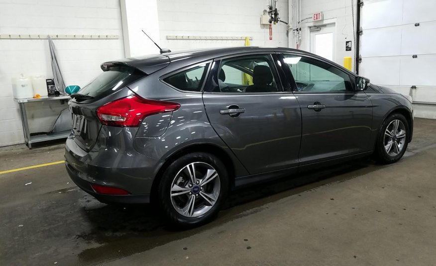 2016 Ford FOCUS FWD 3C SE