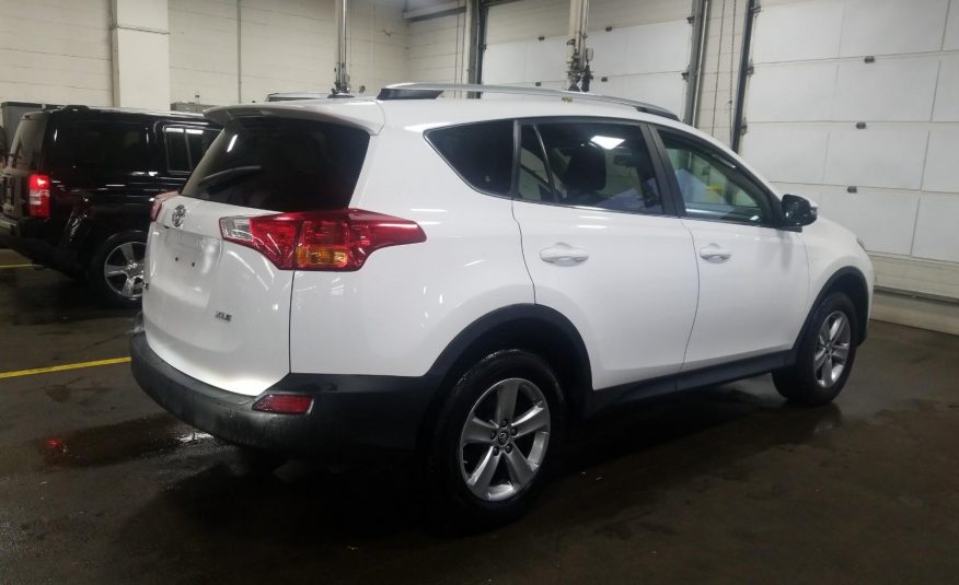 2015 Toyota RAV4 FWD XLE