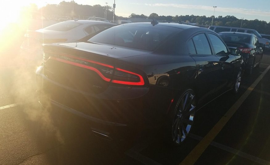 2016 Dodge CHARGER 4X2 V6 SXT