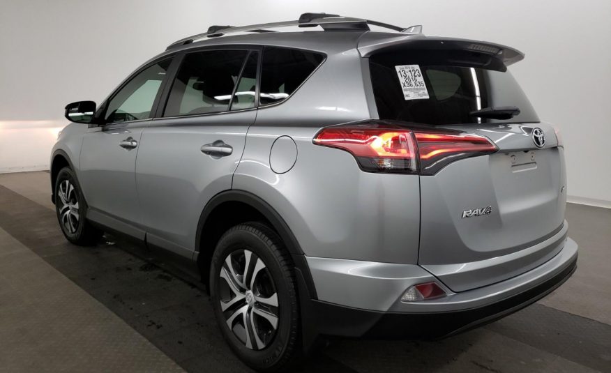 2016 Toyota RAV4 FWD LE