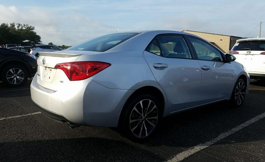 2017 Toyota COROLLA SE