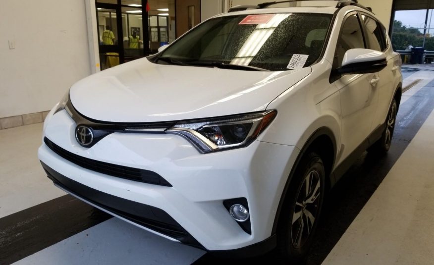 2017 Toyota RAV4 FWD XLE