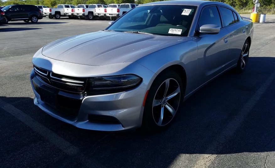 2017 Dodge CHARGER 4X2 V6 SE