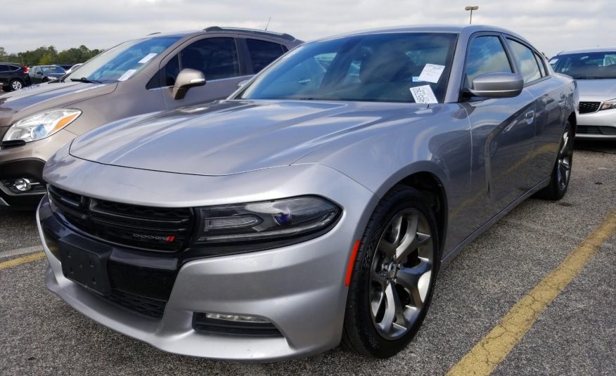 2016 Dodge CHARGER 4X2 V6 SXT