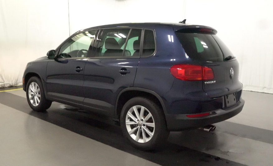 2014 Volkswagen TIGUAN FWD SE