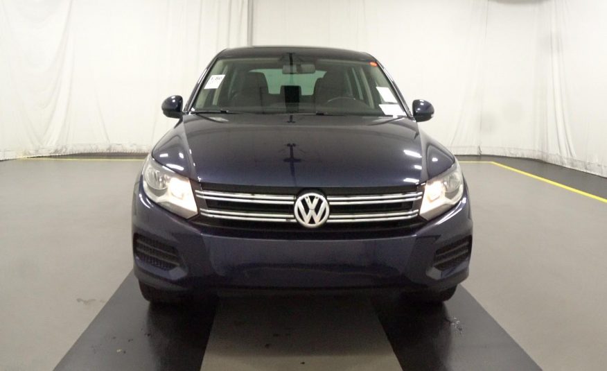 2014 Volkswagen TIGUAN FWD SE