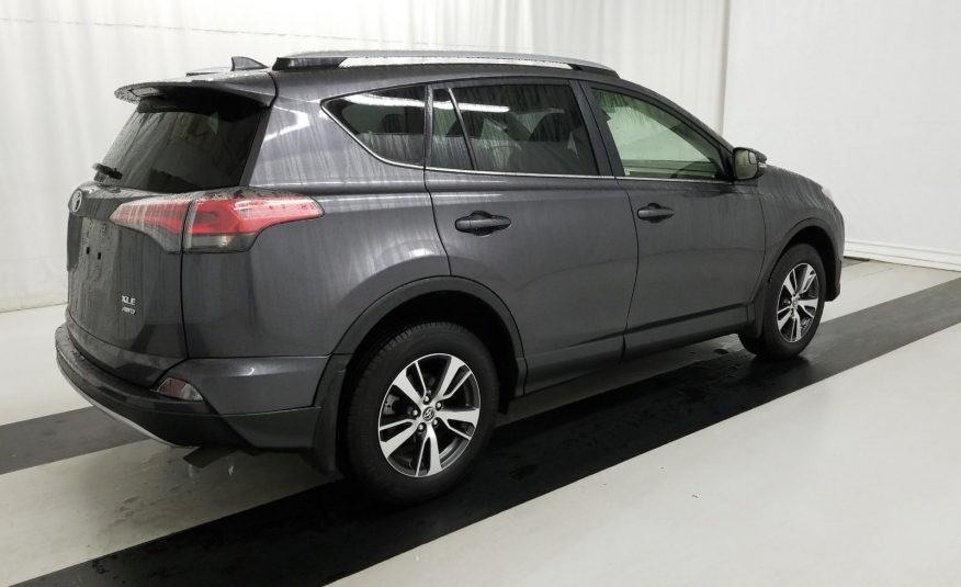 2017 Toyota RAV4 AWD XLE