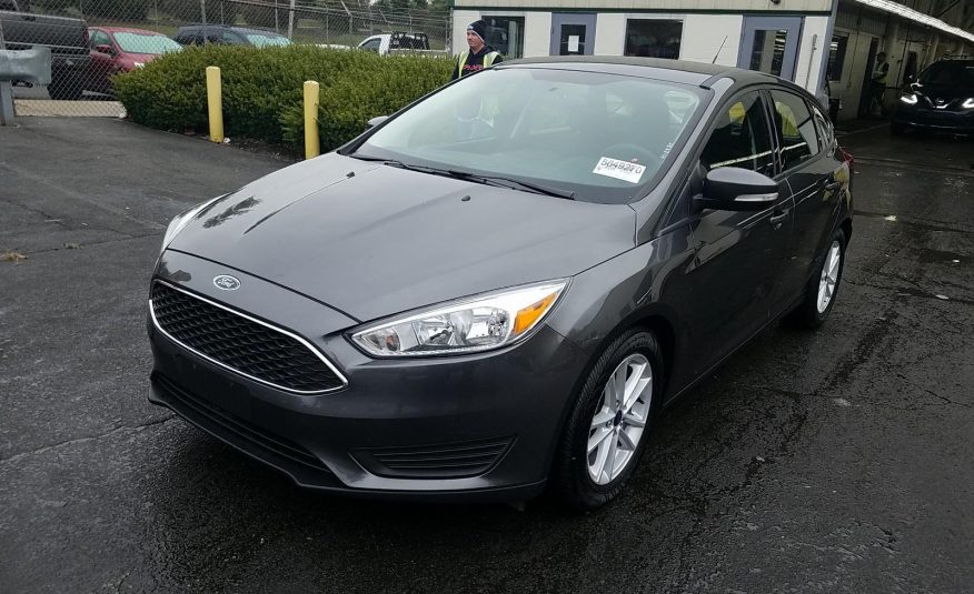 2017 Ford FOCUS FWD 4C SE