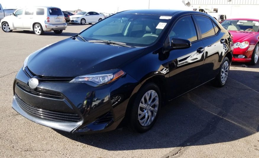 2017 Toyota COROLLA LE