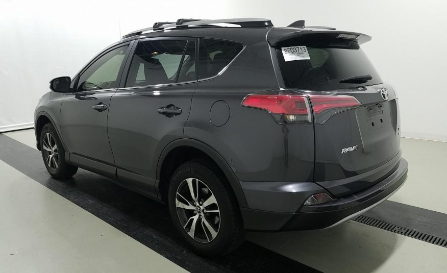 2017 Toyota RAV4 AWD XLE