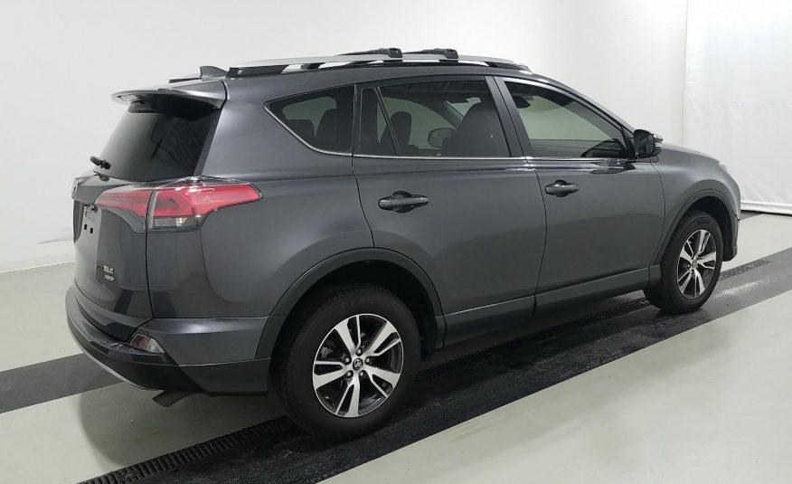 2017 Toyota RAV4 AWD XLE