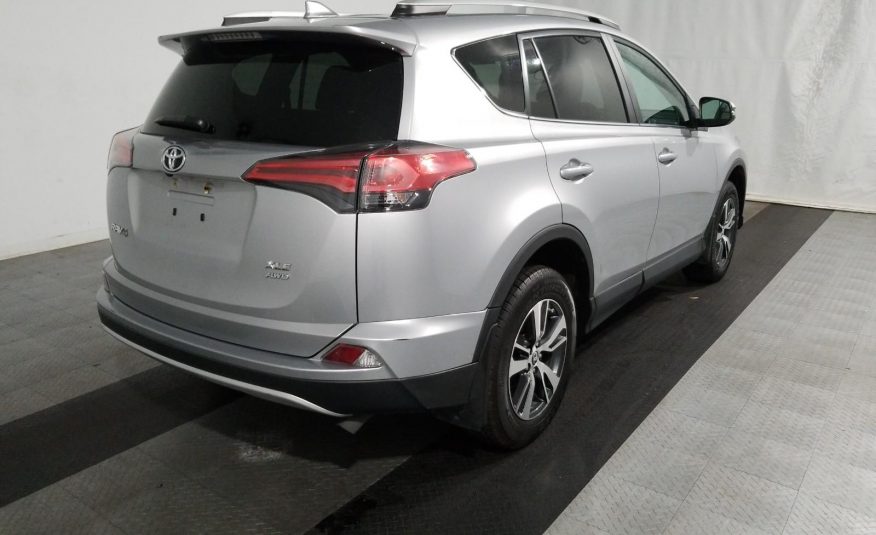 2016 Toyota RAV4 AWD XLE