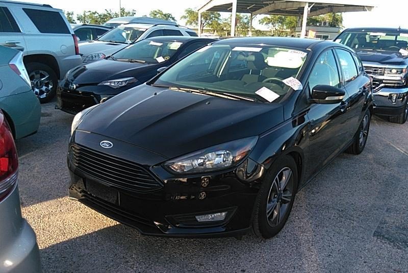 2016 Ford FOCUS FWD 3C SE