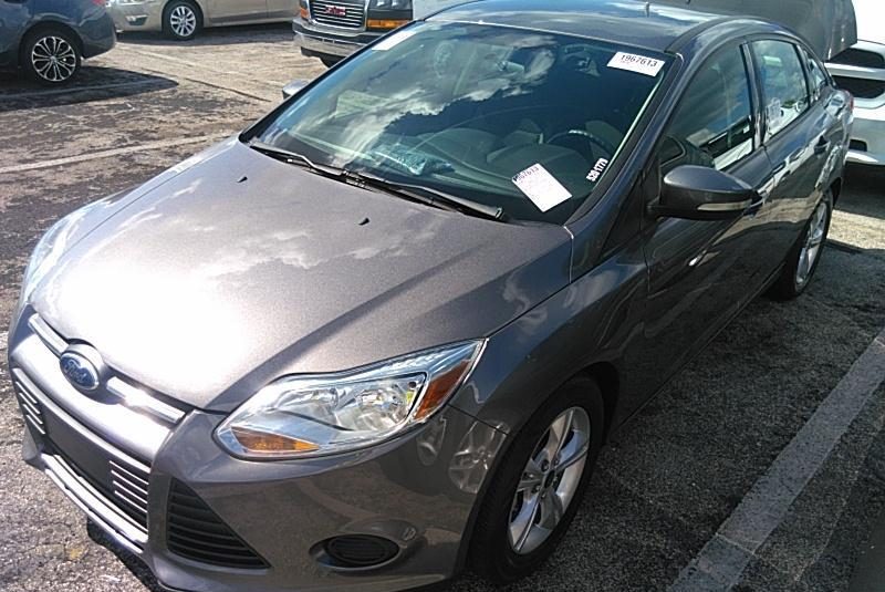 2014 Ford FOCUS SE