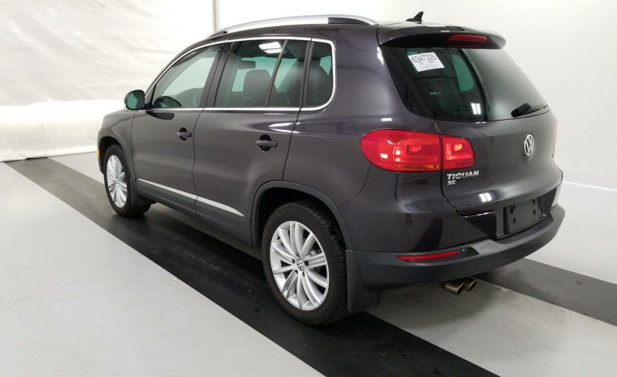 2016 Volkswagen TIGUAN AWD SE