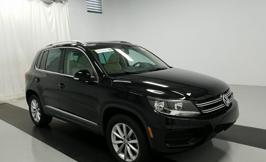 2017 Volkswagen TIGUAN FWD WOLFSBURG