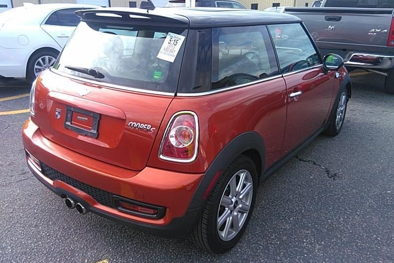 2013 MINI COOPER S